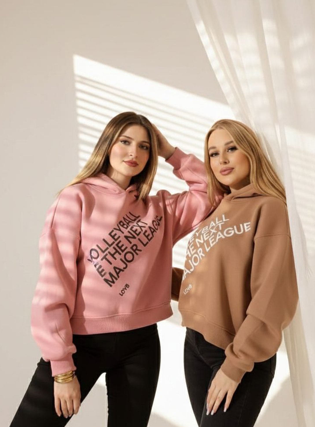 18 سويت شيرت sw81 - Image 1